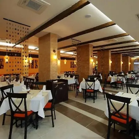 Bella - 3 Pools, 2 Bedrooms & 2 Bathrooms * סאני ביץ'