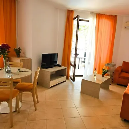 Apartamento Bella - 3 Pools, 2 Bedrooms & 2 Bathrooms *
