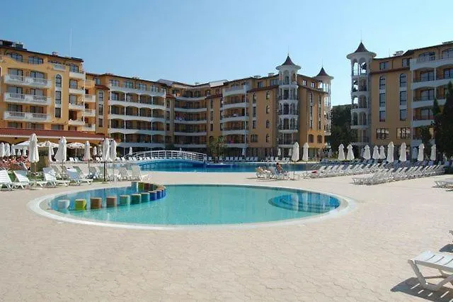 Bella - 3 Pools, 2 Bedrooms & 2 Bathrooms Apartment