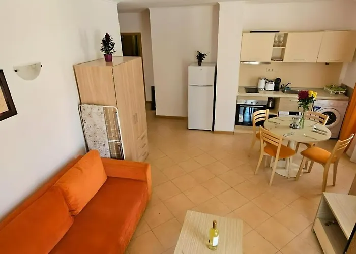 Bella - 3 Pools, 2 Bedrooms & 2 Bathrooms Apartment Sunny Beach